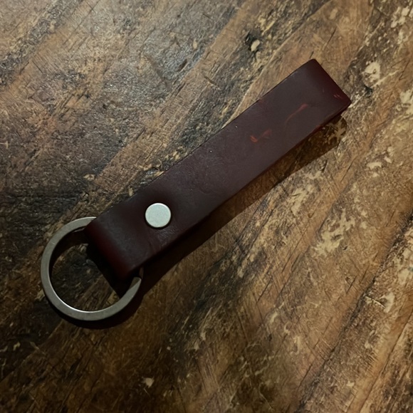 Rustic Cuff Keychain - Picture 2 of 2